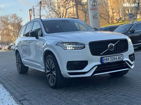 Volvo XC90 2024 - фото 3