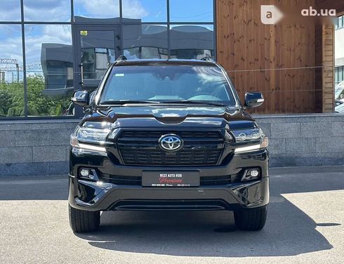 Toyota Land Cruiser 2018 - фото 2