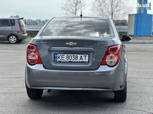 Chevrolet Aveo 2014 - фото 25