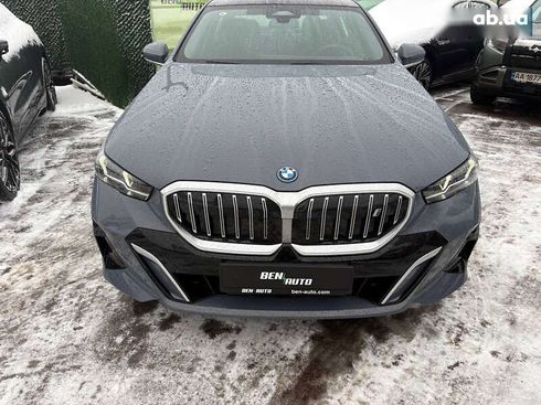 BMW i5 2024 - фото 4