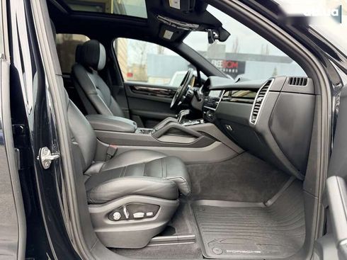 Porsche Cayenne 2019 - фото 21