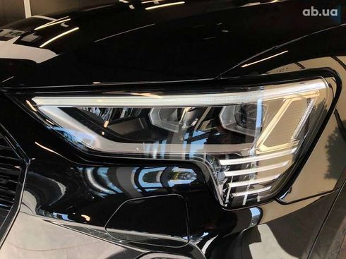 Audi E-Tron 2021 - фото 10