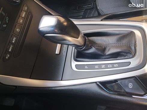 Ford Edge 2016 белый - фото 11