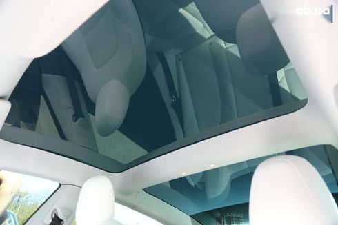 Tesla Model 3 2021 - фото 19