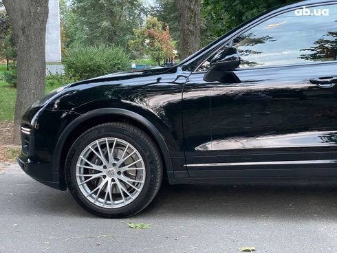 Porsche Cayenne 2017 черный - фото 13
