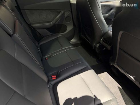Tesla Model Y 2023 - фото 9