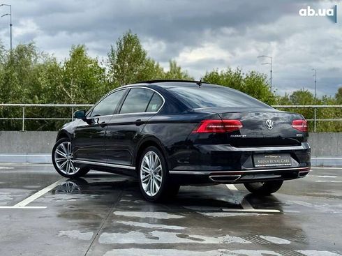 Volkswagen Passat 2018 - фото 9