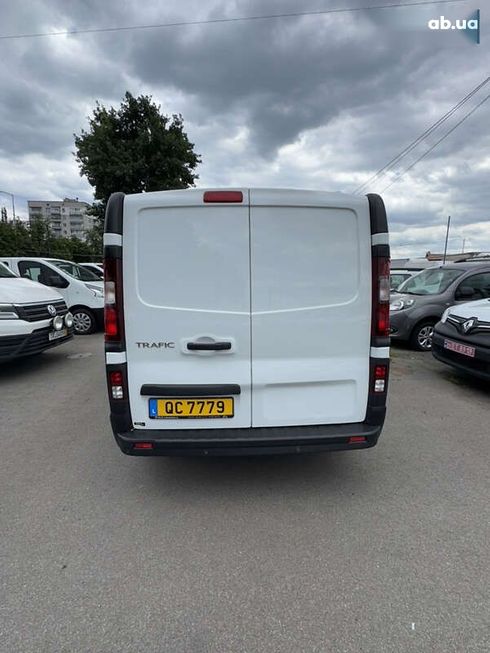 Renault Trafic 2020 - фото 9