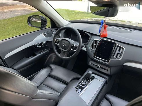 Volvo XC90 2022 - фото 28