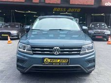 Продаж вживаних Volkswagen Tiguan в Чернівецькій області - купити на Автобазарі