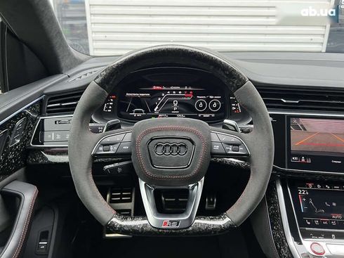 Audi RS Q8 2021 - фото 30