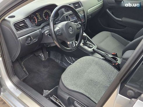 Volkswagen Jetta 2012 - фото 8