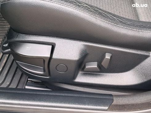 BMW 5 серия 2013 белый - фото 26
