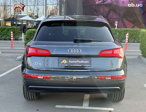 Audi Q5 2018 - фото 10