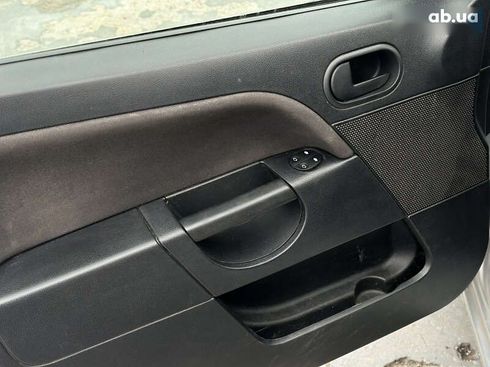 Ford Fiesta 2007 - фото 17