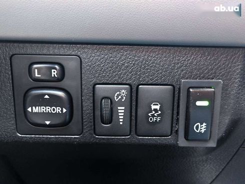 Toyota RAV4 2015 - фото 17