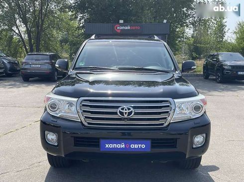 Toyota Land Cruiser 2012 - фото 3