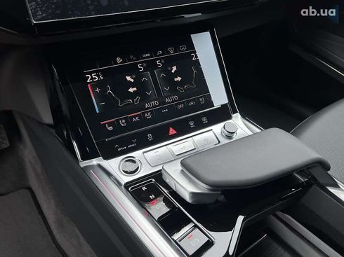 Audi Q8 e-tron 2023 - фото 21