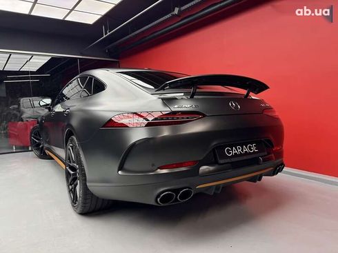 Mercedes-Benz AMG GT 4 2020 - фото 19