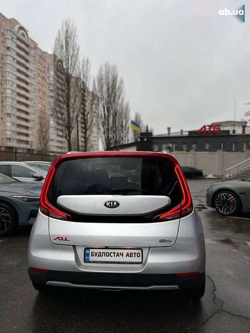 Kia Soul EV 2020 - фото 17