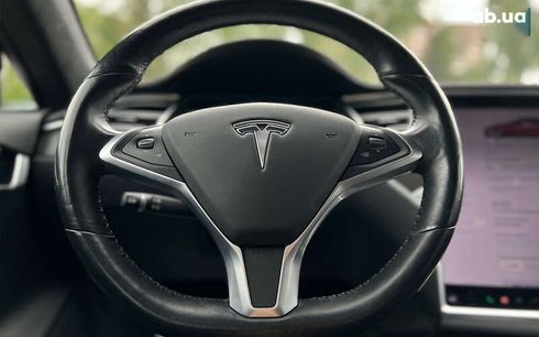 Tesla Model S 2017 - фото 18