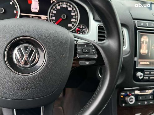 Volkswagen Touareg 2017 - фото 27