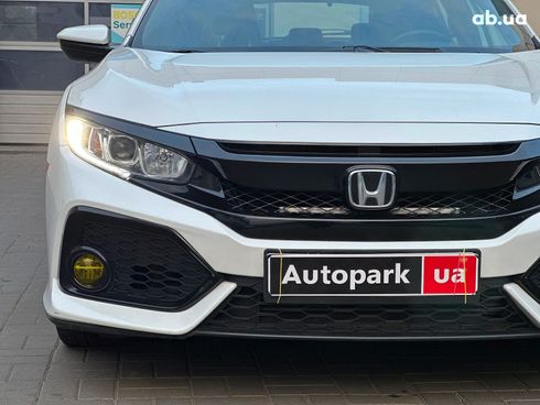 Honda Civic 2016 белый - фото 5
