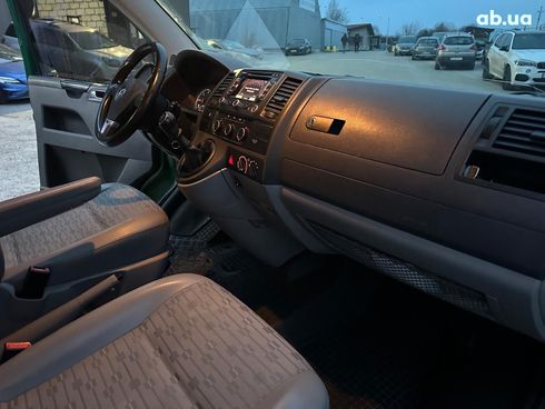 Volkswagen T5 (Transporter) 2011 зеленый - фото 19
