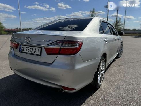 Toyota Camry 2017 - фото 6