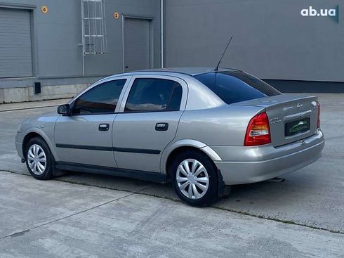 Opel Astra 2008 - фото 12