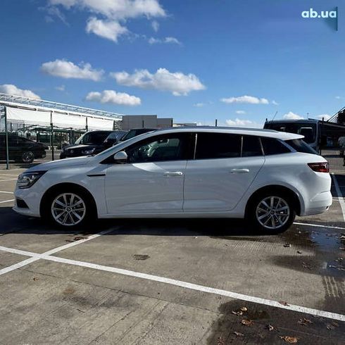 Renault Megane 2018 - фото 6