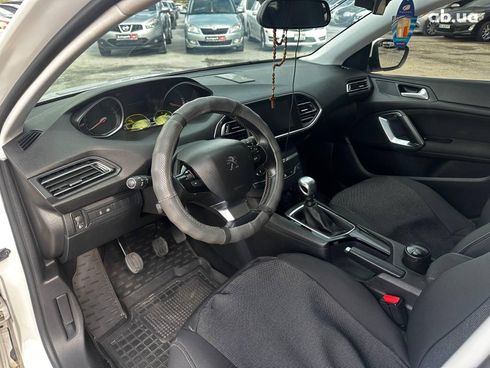 Peugeot 308 2019 белый - фото 19