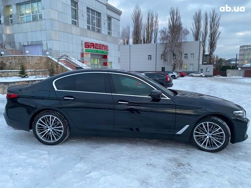 BMW 5 серия 2017 черный - фото 6
