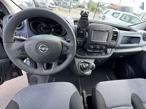 Opel Vivaro 2018 - фото 13