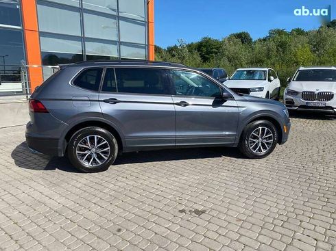 Volkswagen Tiguan 2017 - фото 8