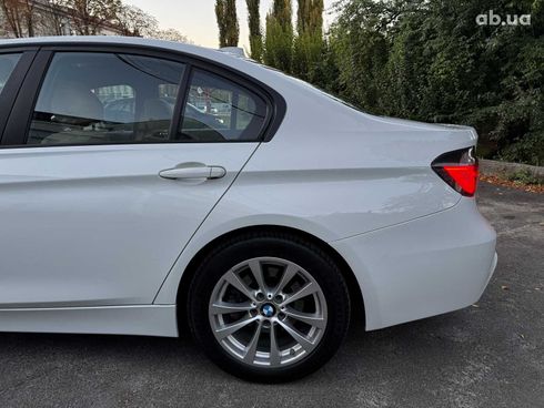 BMW 3 серия 2016 белый - фото 11