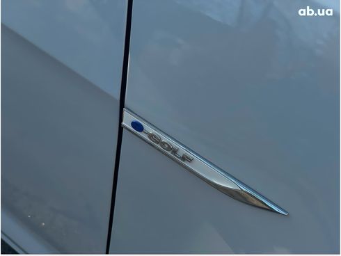 Volkswagen e-Golf 2018 белый - фото 27