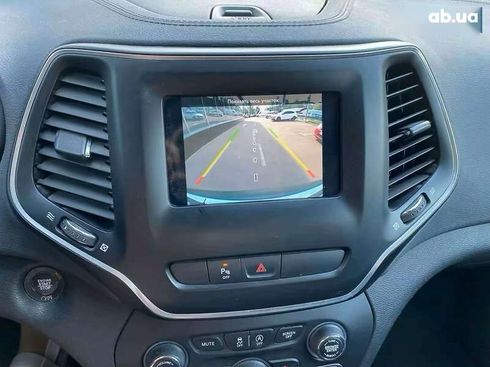 Jeep Cherokee 2018 - фото 26