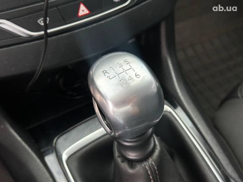 Peugeot 308 2019 белый - фото 64