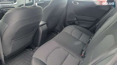 Kia Cee'd 2021 - фото 17