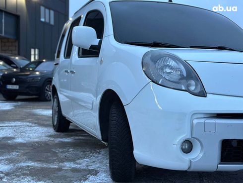 Renault Kangoo 2011 белый - фото 17