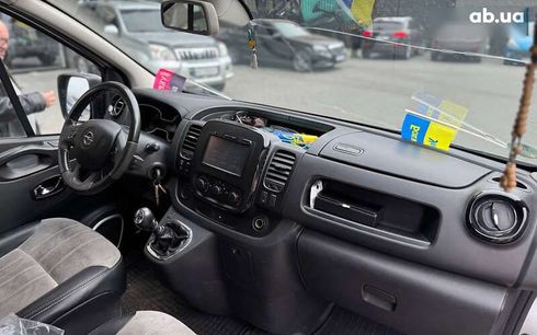 Opel Vivaro 2015 - фото 12