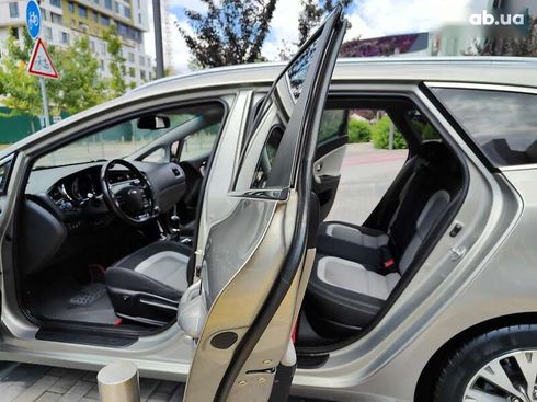 Kia Cee'd 2016 - фото 6