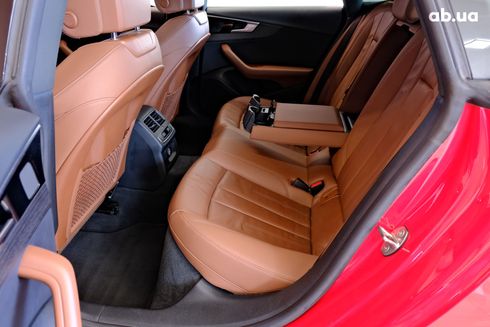 Audi A5 2021 красный - фото 8