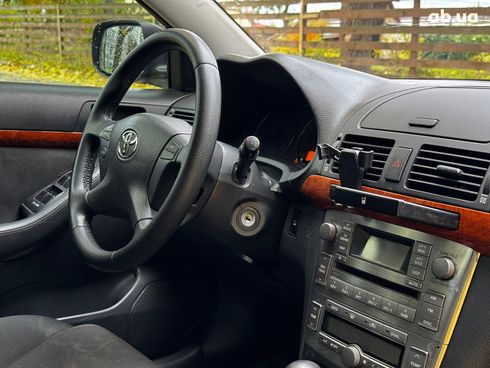 Toyota Avensis 2008 серый - фото 24