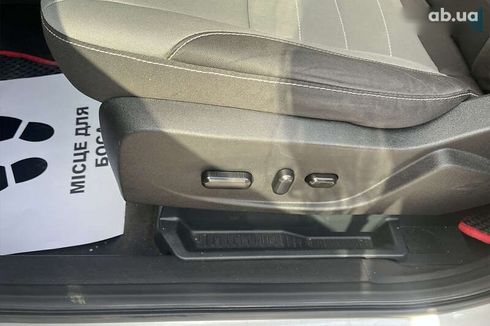 Ford Escape 2016 - фото 10