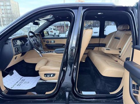 Rolls-Royce Cullinan 2019 - фото 29