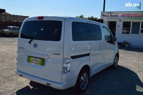 Nissan e-NV200 2016 - фото 3