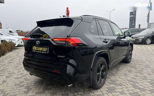 Toyota RAV4 2021 - фото 7