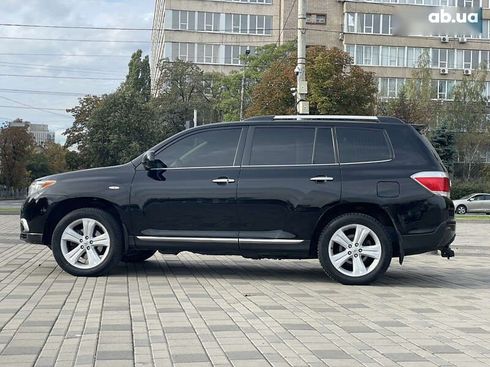 Toyota Highlander 2013 - фото 14